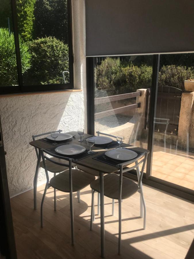 Studio 2 Adultes 2 Enfants Sanary Sur Mer A 800M De La Mer Bagian luar foto