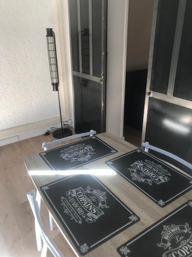 Studio 2 Adultes 2 Enfants Sanary Sur Mer A 800M De La Mer Bagian luar foto